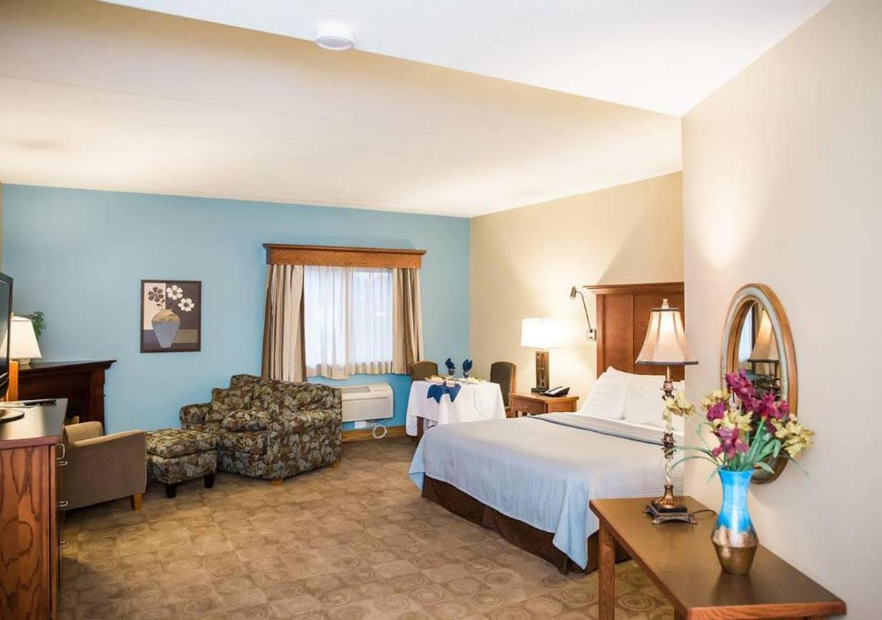 Timberlake Lodge Grand Rapids Exterior foto